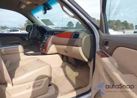 2011 Chevrolet Avalanche 1500 Lt1 из США, поврежденный, VIN 3GNTKFE3XBG151110